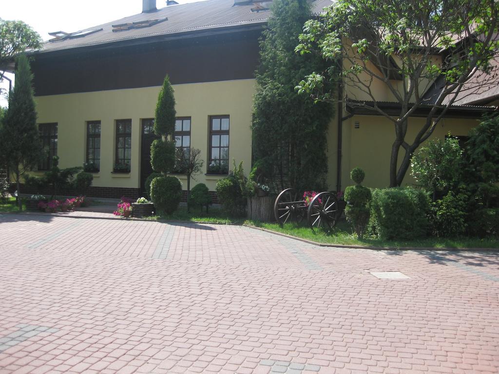 Fantazja - Restauracja I Noclegi Radom Exterior photo